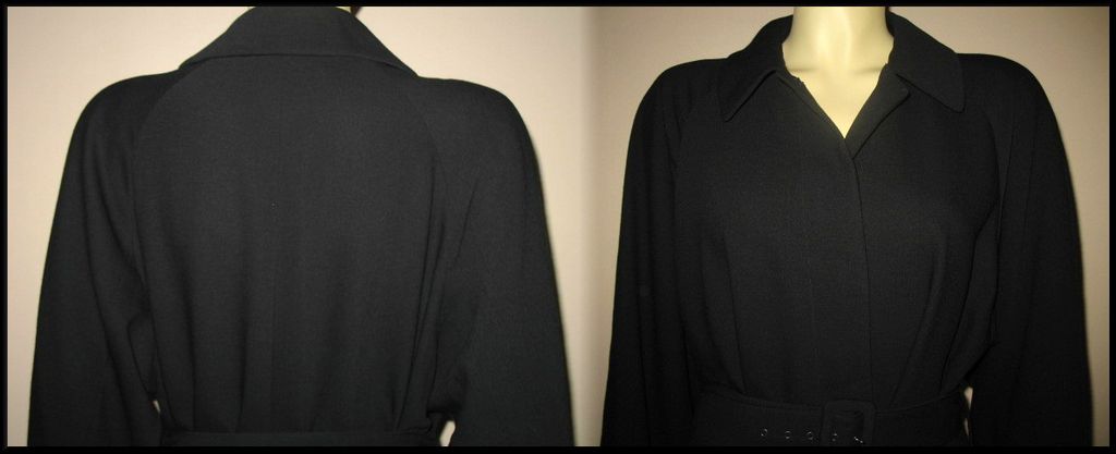 Early 1990s Vintage Woman's Black Wool Coat Giorgio Armani Le Collezioni Size Small/Medium Early 1990s Vintage Woman's Black Wool Coat Giorgio Armani Le Collezioni Size Small/Medium