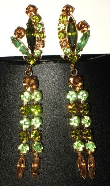 Vintage Costume Jewelry Extra Long Dangling Amber & Green Glass Earrings Vintage Costume Jewelry Extra Long Dangling Amber & Green Glass Earrings