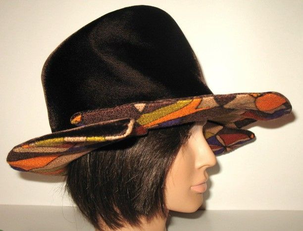 1960s Vintage Brown Plush Hat with Wide Brimmed Floral Print Jacqueline Label 1960s Vintage Brown Plush Hat with Wide Brimmed Floral Print Jacqueline Label