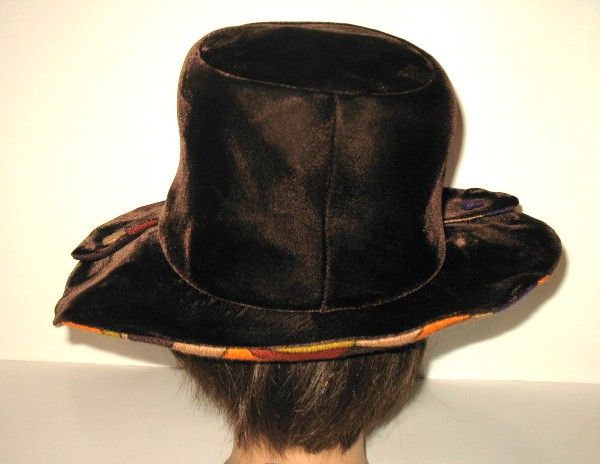 1960s Vintage Brown Plush Hat with Wide Brimmed Floral Print Jacqueline Label 1960s Vintage Brown Plush Hat with Wide Brimmed Floral Print Jacqueline Label