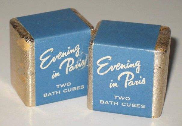 Vintage Evening in Paris Bath Cubes & Powder Container Vintage Evening in Paris Bath Cubes & Powder Container