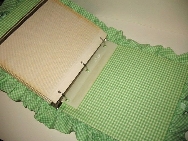 1970s Vintage Green & White Gingham Covered Unused Photo Album 1970s Vintage Green & White Gingham Covered Unused Photo Album