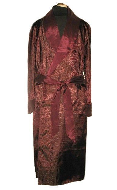1960s Vintage Men's Dressing Robe or Smoking Jacket Size Medium 1960s Vintage Men's Dressing Robe or Smoking Jacket Size Medium