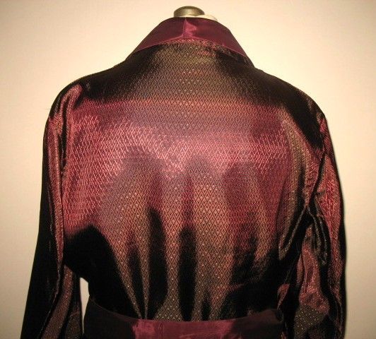 1960s Vintage Men's Dressing Robe or Smoking Jacket Size Medium 1960s Vintage Men's Dressing Robe or Smoking Jacket Size Medium