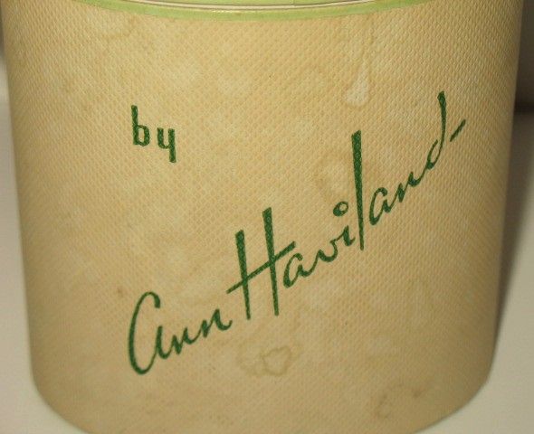 Vintage Ann Haviland Blue Hyacinth Talcum Powder Vintage Ann Haviland Blue Hyacinth Talcum Powder