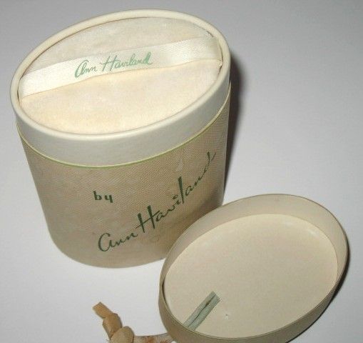 Vintage Ann Haviland Blue Hyacinth Talcum Powder Vintage Ann Haviland Blue Hyacinth Talcum Powder