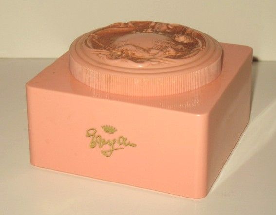 Vintage Plastic Coral Pink Powder Box Lovely Image Vintage Plastic Coral Pink Powder Box Lovely Image