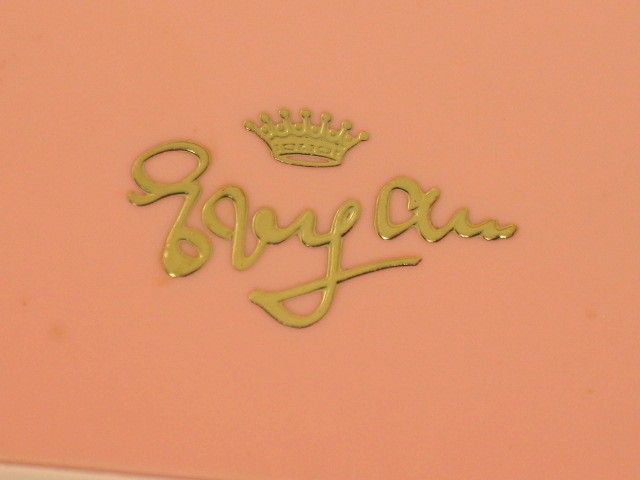 Vintage Plastic Coral Pink Powder Box Lovely Image Vintage Plastic Coral Pink Powder Box Lovely Image