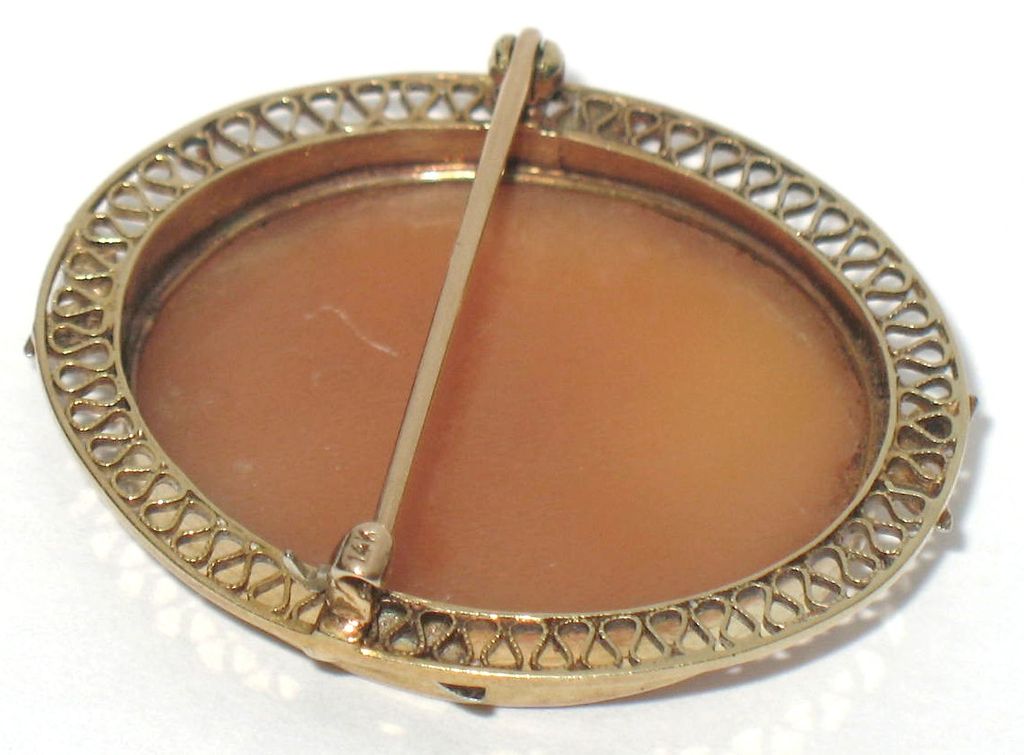 Estate Jewelry 14K Gold Carved Shell Cameo Pin Estate Jewelry 14K Gold Carved Shell Cameo Pin