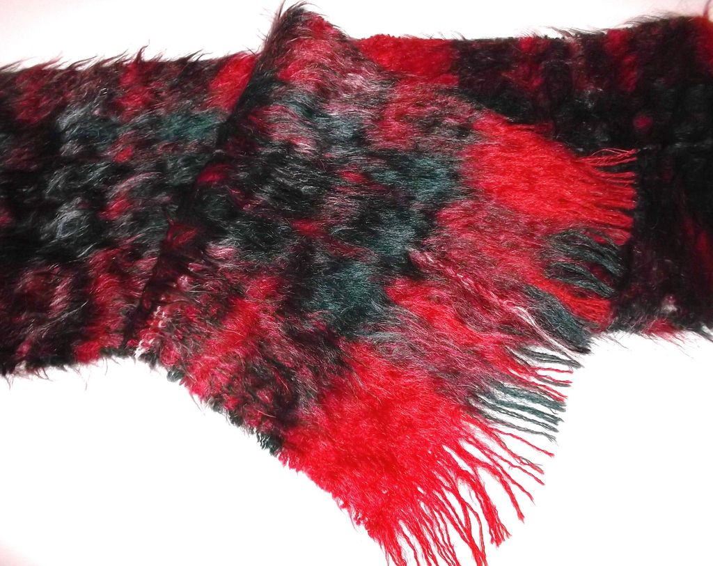 1980s Vintage Red & Green Mohair Scarf 1980s Vintage Red & Green Mohair Scarf