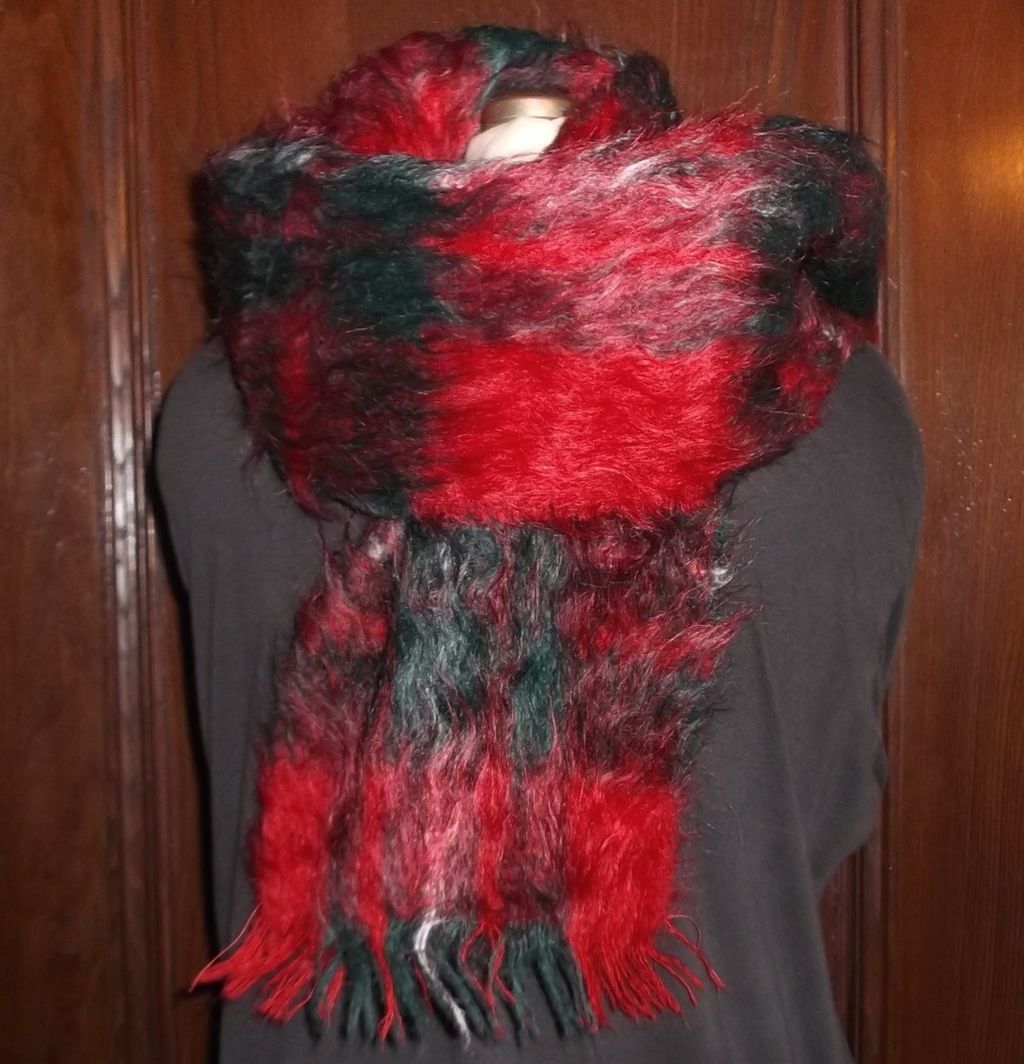 1980s Vintage Red & Green Mohair Scarf 1980s Vintage Red & Green Mohair Scarf