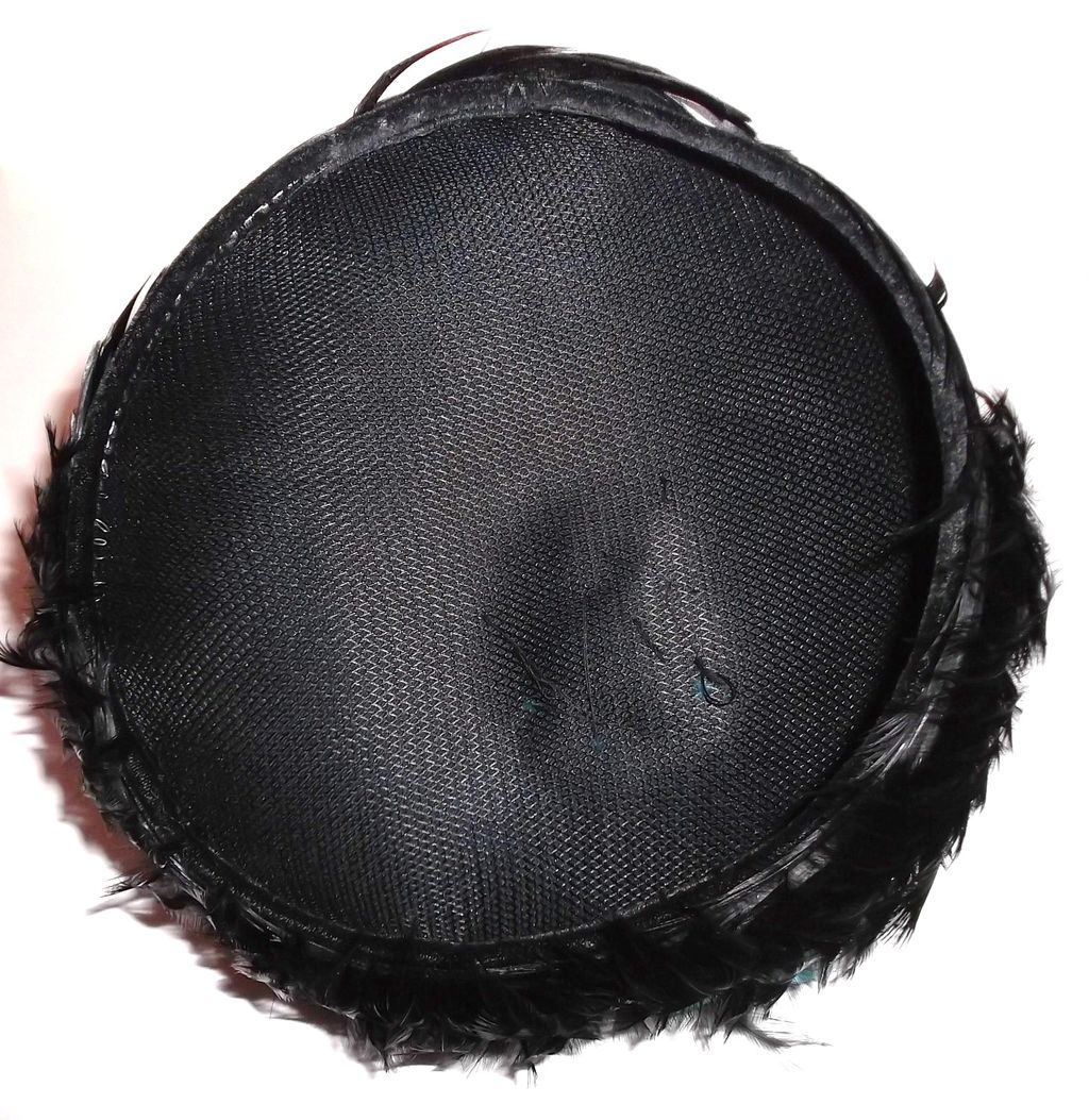 1950s Vintage Black & Teal Feathered Hat 1950s Vintage Black & Teal Feathered Hat