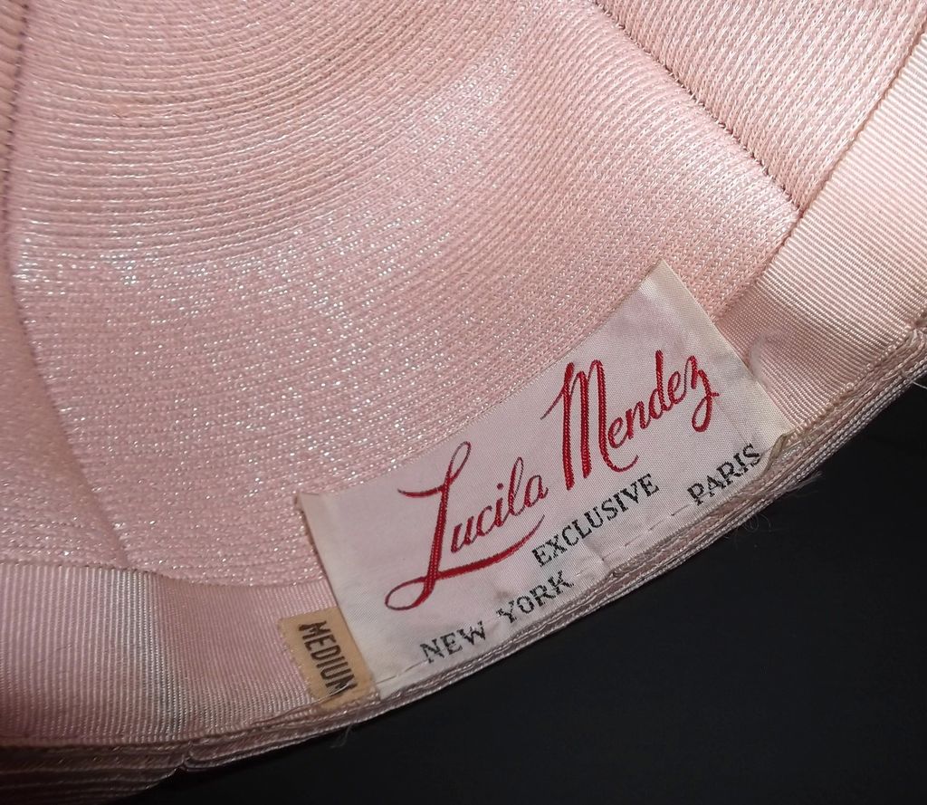 1960s Vintage Lucila Mendez Peach Wide Brimmed Floppy Hat 1960s Vintage Lucila Mendez Peach Wide Brimmed Floppy Hat