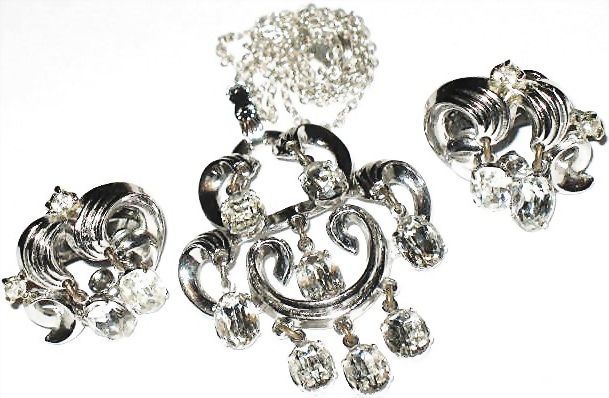 Signed Crown Trifari Crystal Chandelier Pendant & Earrings Demi Signed Crown Trifari Crystal Chandelier Pendant & Earrings Demi