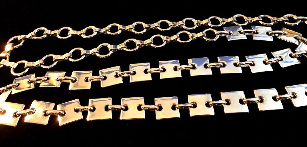 VINTAGE MOD Silver tone Squares and Chain Link Belt VINTAGE MOD Silver tone Squares and Chain Link Belt