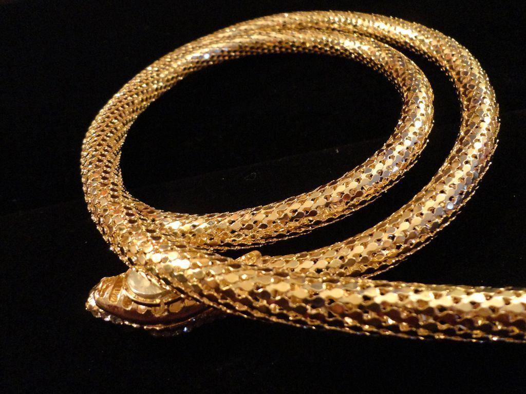 VINTAGE gold tone mesh snake lariat necklace with pave rhinestones VINTAGE gold tone mesh snake lariat necklace with pave rhinestones