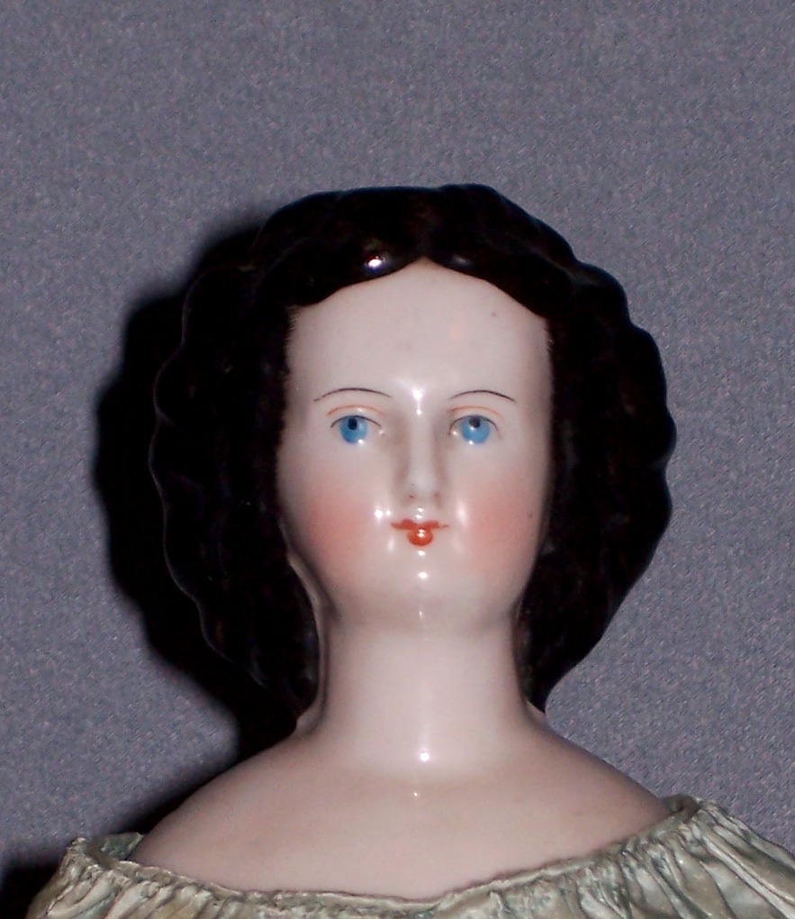 14.5" Pink Tint China Lady with Unusual Hair Style 14.5" Pink Tint China Lady with Unusual Hair Style
