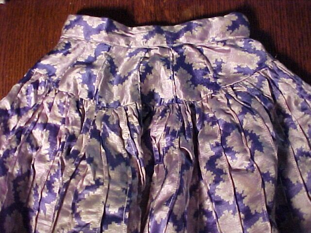Lovely Old Silk Fashion Outfit For Large Doll Lovely Old Silk Fashion Outfit For Large Doll
