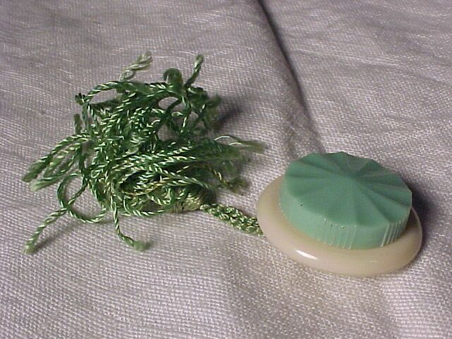 Old Art Deco Sachet Old Art Deco Sachet