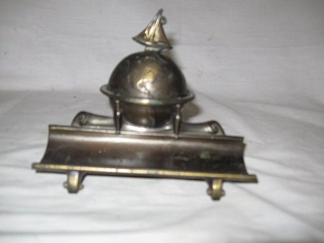 Bronze Ink/Pen Stand-Ship /Globe Motif Bronze Ink/Pen Stand-Ship /Globe Motif