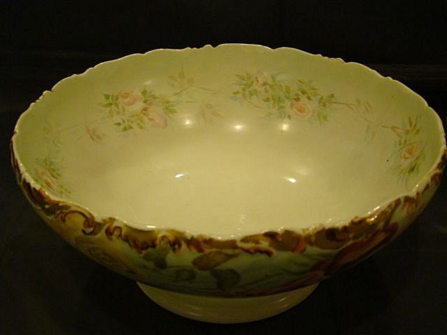 Limoges hand painted roses punch bowl T&V Limoges hand painted roses punch bowl T&V