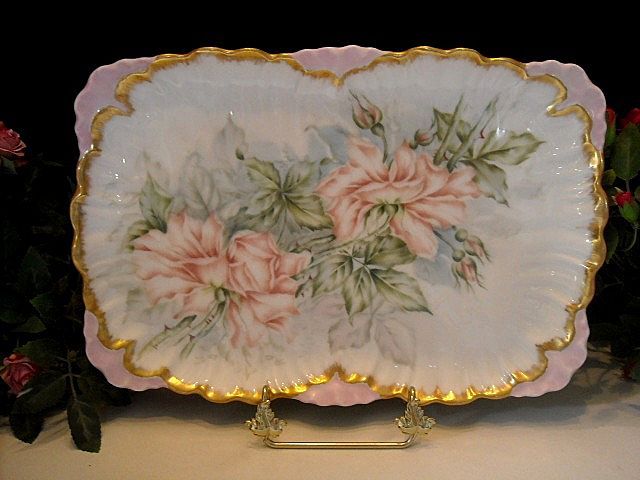 Beautiful Limoges Ruffled Rim Dresser Tray and Lovely, Naturalistic Roses Beautiful Limoges Ruffled Rim Dresser Tray and Lovely, Naturalistic Roses