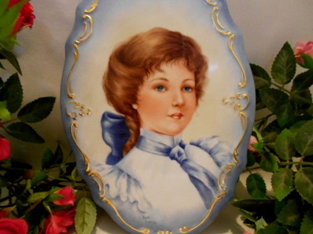 Exquisite Hand Painted Portrait Plaque;Early 1900's Era Young Lady Exquisite Hand Painted Portrait Plaque;Early 1900's Era Young Lady