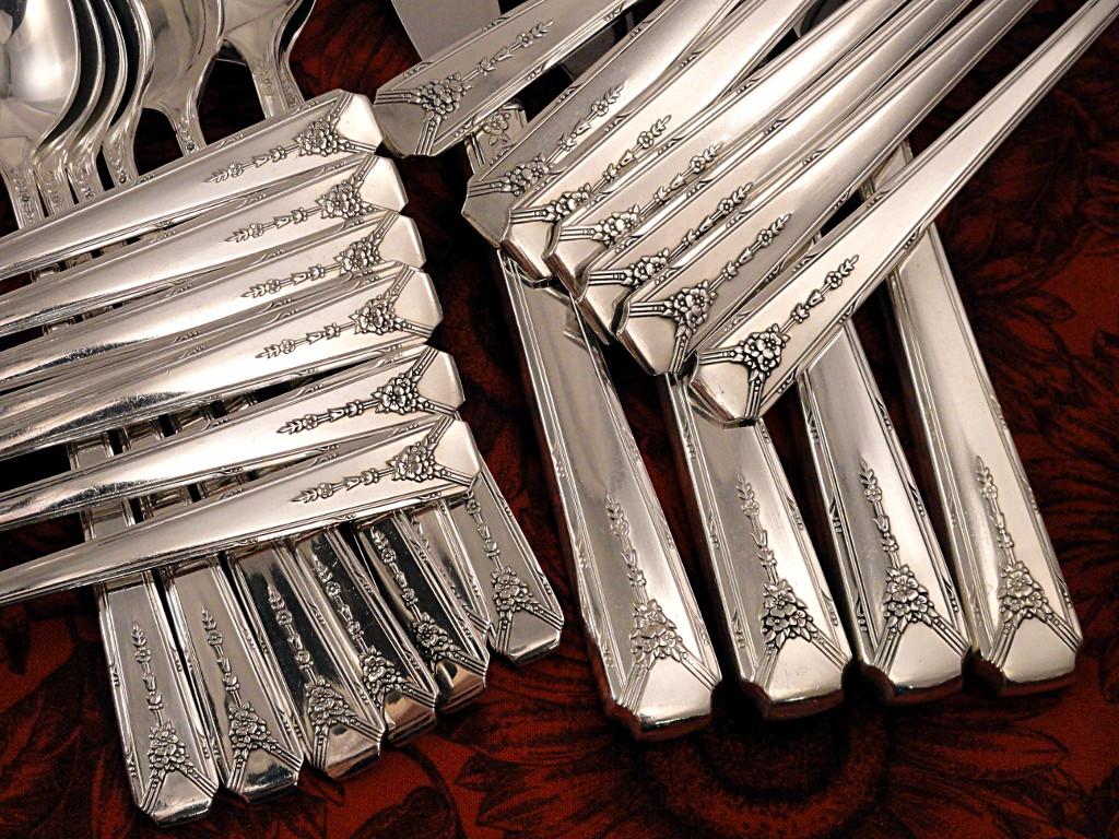 Oneida Community MILADY Long Handled Grille Set 1940 Art Deco Service for 4, 8 or 12 Silver Plate Silverware Oneida Community MILADY Long Handled Grille Set 1940 Art Deco Service for 4, 8 or 12 Silver Plate Silverware