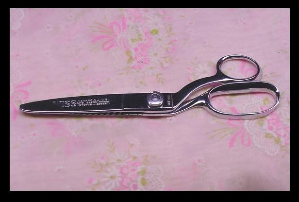 vintage sewing scissors