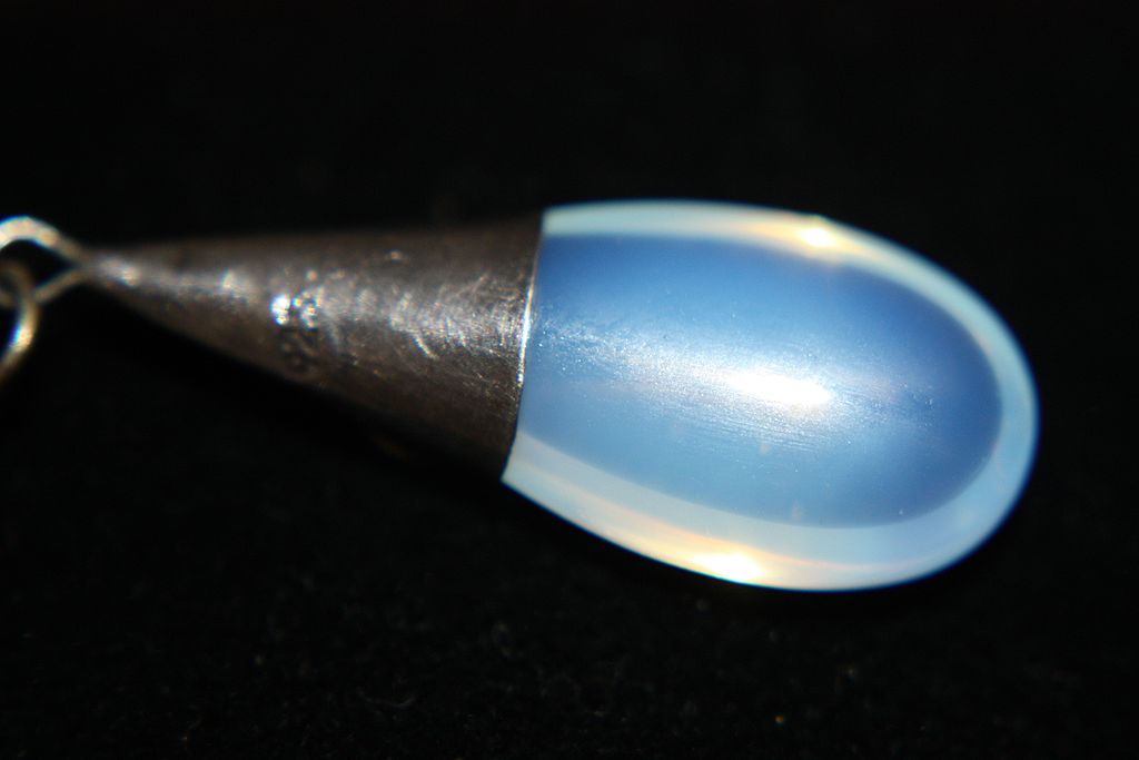 Vintage Opal Drop Pendant Ornate Cap Marked 925 Vintage Opal Drop Pendant Ornate Cap Marked 925