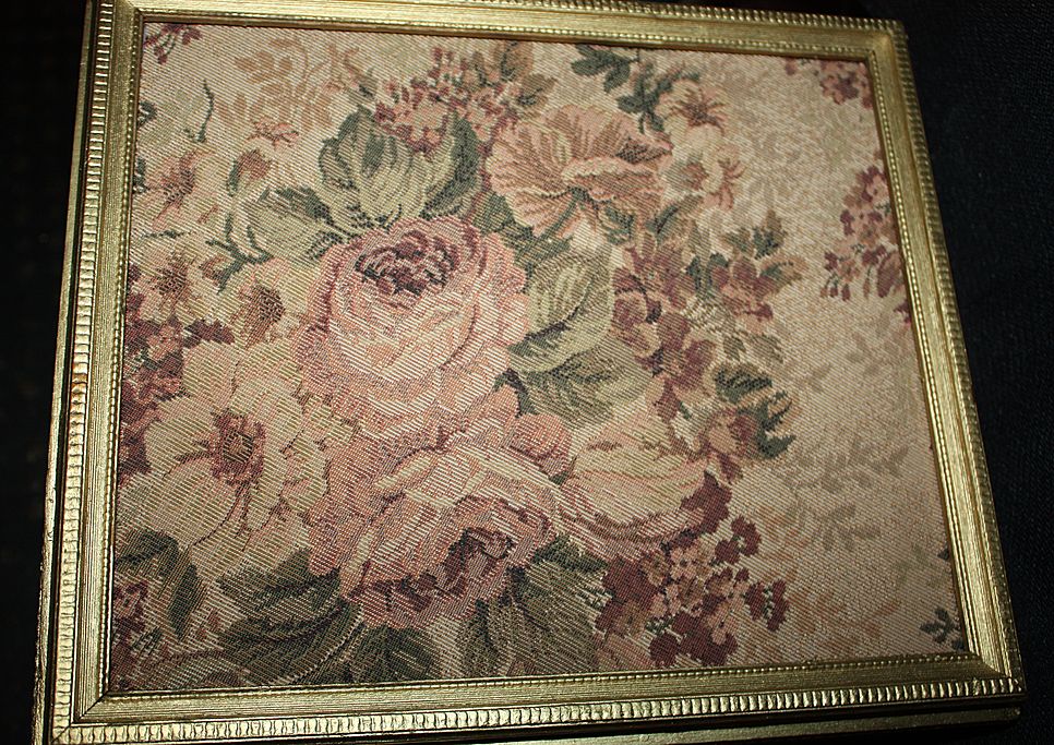 Antique Large French Tapestry Box Roses Trinket Floral Tole Needlepoint Gold Antique Large French Tapestry Box Roses Trinket Floral Tole Needlepoint Gold