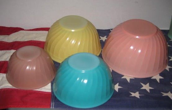 Complete Box Set of Fire King 4 Rainbow Mixing Bowl - Unused Complete Box Set of Fire King 4 Rainbow Mixing Bowl - Unused