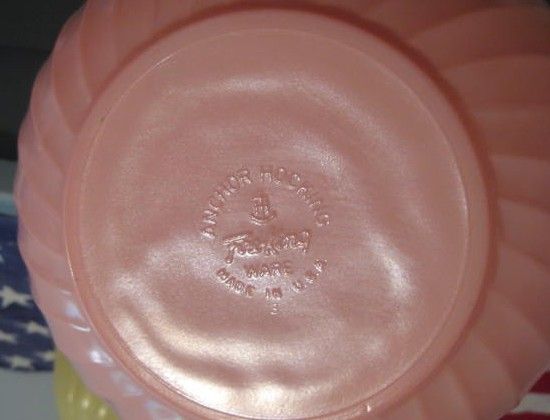 Complete Box Set of Fire King 4 Rainbow Mixing Bowl - Unused Complete Box Set of Fire King 4 Rainbow Mixing Bowl - Unused
