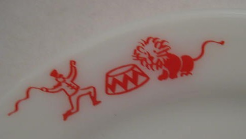 3 Piece Pyrex Circus Set - Plate Bowl Mug 3 Piece Pyrex Circus Set - Plate Bowl Mug