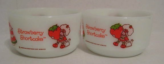 4 Pieces Fire King Strawberry Shortcake 2 Bowls & 2 Mugs 4 Pieces Fire King Strawberry Shortcake 2 Bowls & 2 Mugs