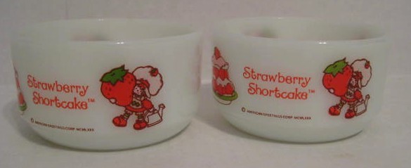 4 Pieces Fire King Strawberry Shortcake 2 Bowls & 2 Mugs 4 Pieces Fire King Strawberry Shortcake 2 Bowls & 2 Mugs