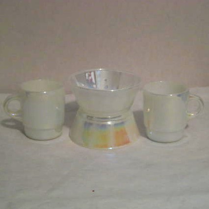 2 Fire King Aurora Mugs & 2 Bowls 2 Fire King Aurora Mugs & 2 Bowls