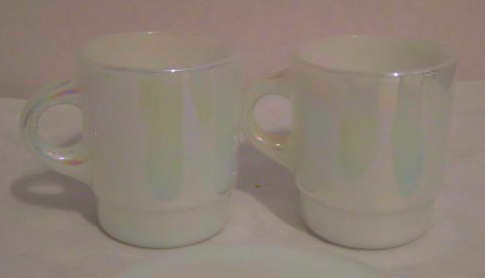 2 Fire King Aurora Mugs & 2 Bowls 2 Fire King Aurora Mugs & 2 Bowls