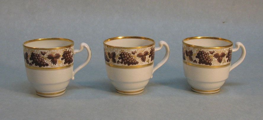 Three Barr Period Worcester Porcelain Small Cups circa. 1800 Three Barr Period Worcester Porcelain Small Cups circa. 1800