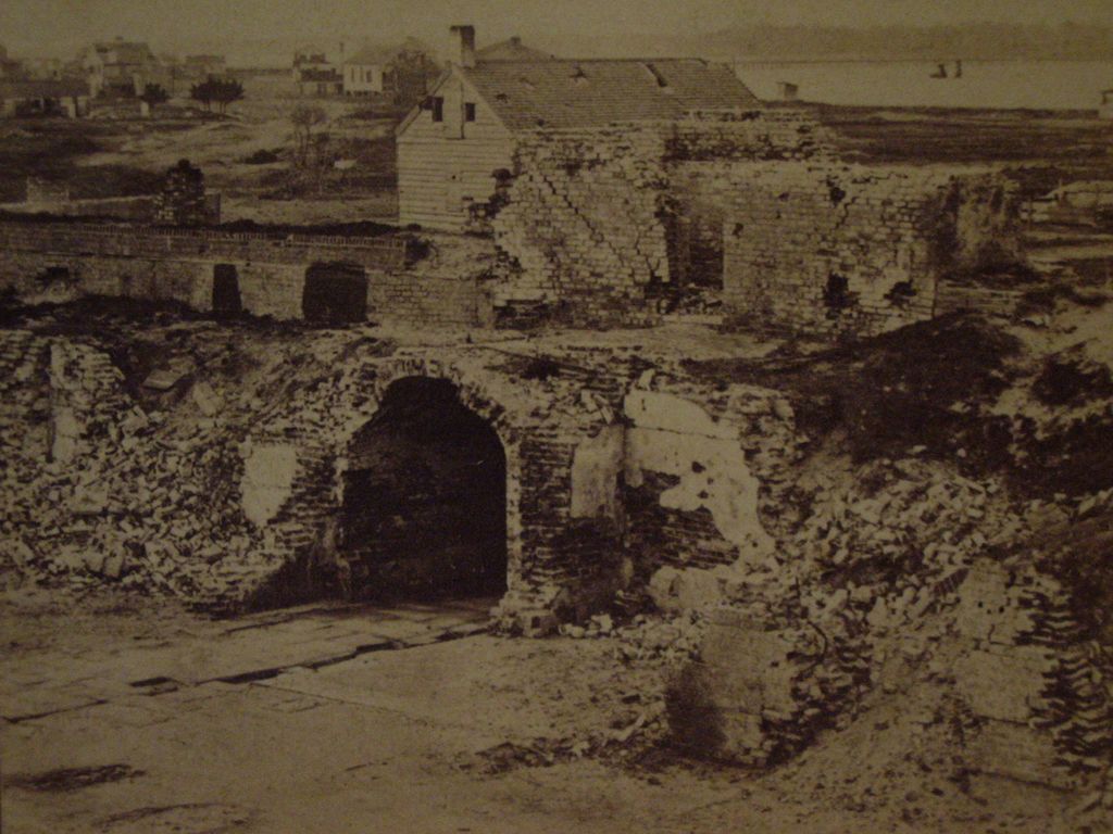 1865 Civil War FORT MOULTRIE Sally Port & Ruins John P Soule Stereoview Charleston, SC Moultrieville in Distance 1865 Civil War FORT MOULTRIE Sally Port & Ruins John P Soule Stereoview Charleston, SC Moultrieville in Distance
