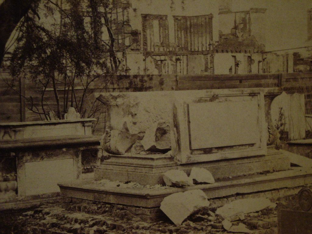 1865 Civil War CHARLESTON, SC Building Ruins & Shell Damage John P Soule Stereoview Tomb at Circular Church 1865 Civil War CHARLESTON, SC Building Ruins & Shell Damage John P Soule Stereoview Tomb at Circular Church