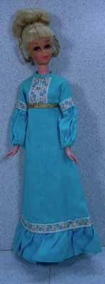 Mattel 1970 Francie with Growin' Pretty Hair in The Long View Outfit. Mattel 1970 Francie with Growin' Pretty Hair in The Long View Outfit.