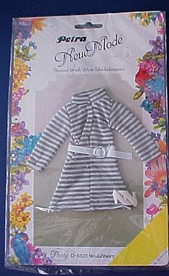 Mint On The Original Card 1960's Petra Fashion Doll Outfit From Germany. Mint On The Original Card 1960's Petra Fashion Doll Outfit From Germany.