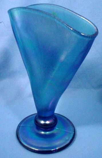 Fenton Fan Vase Gorgeous Iridescent Blue Original Label Fenton Fan Vase Gorgeous Iridescent Blue Original Label