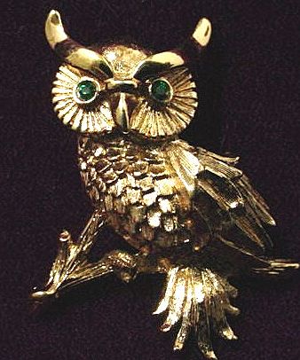 Signed Monet Golden Owl Pin with Faux Emerald Eyes Signed Monet Golden Owl Pin with Faux Emerald Eyes