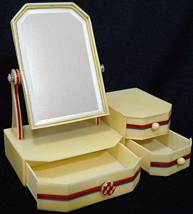 Art Deco Bakelite Dollhouse Dresser with Swing Mirror Art Deco Bakelite Dollhouse Dresser with Swing Mirror