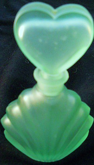 Satin Glass Perfume with Heart Shaped Stopper Satin Glass Perfume with Heart Shaped Stopper