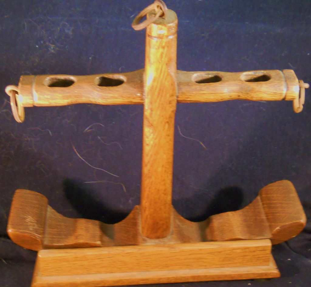 HMS Victory Oak Anchor Shape Pipe Rack HMS Victory Oak Anchor Shape Pipe Rack
