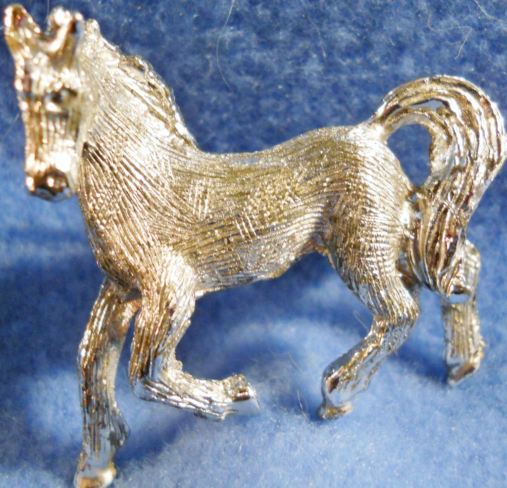 Trotting Horse Pin Trotting Horse Pin