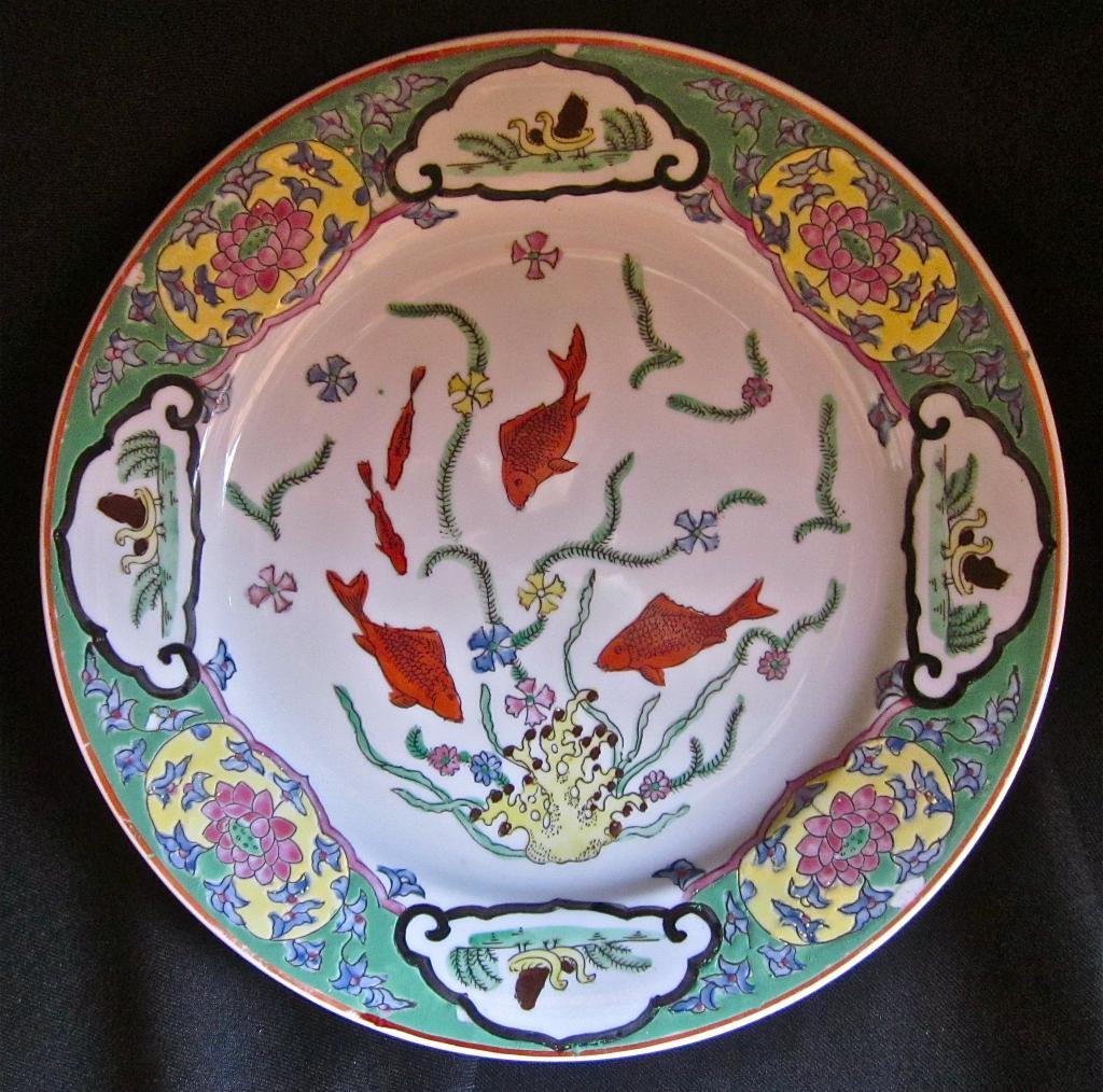 Vintage Chinese Enameled Porcelain Plate, Water-Theme Decor Vintage Chinese Enameled Porcelain Plate, Water-Theme Decor